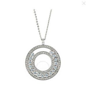 Lovely Crystals White Pendant